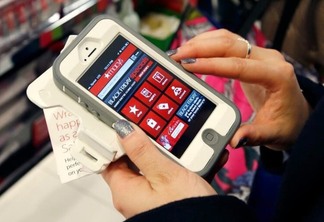 FILE – In this Friday, Nov. 23, 2012, file photo, Tashalee Rodriguez, of Boston, uses a smartphone app while shopping at Macy’s in downtown Boston. For the first time, analysts predict more than half of online traffic to retailer sites will come from smartphones than desktops during the busy Black Friday holiday shopping weekend. And […]