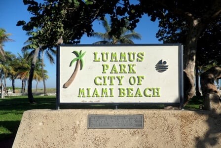 Lummus Park | Praia e parque em Miami Beach