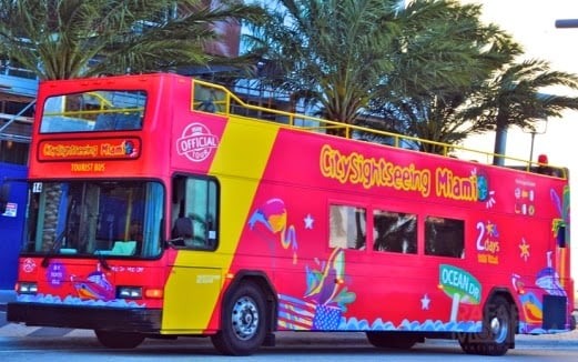 Ônibus turístico Hop On Hop Off em Miami 