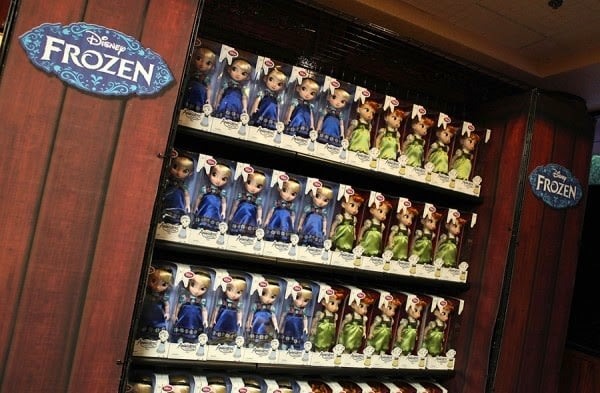 Bonecas da loja do Frozen na Disney em Orlando