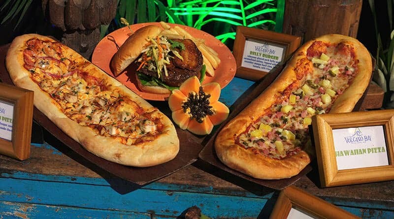 Pizza do Parque Volcano Bay em Orlando 
