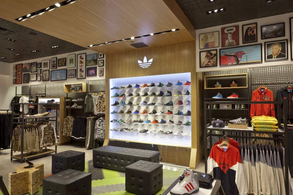 Produtos das lojas da Adidas em Miami
