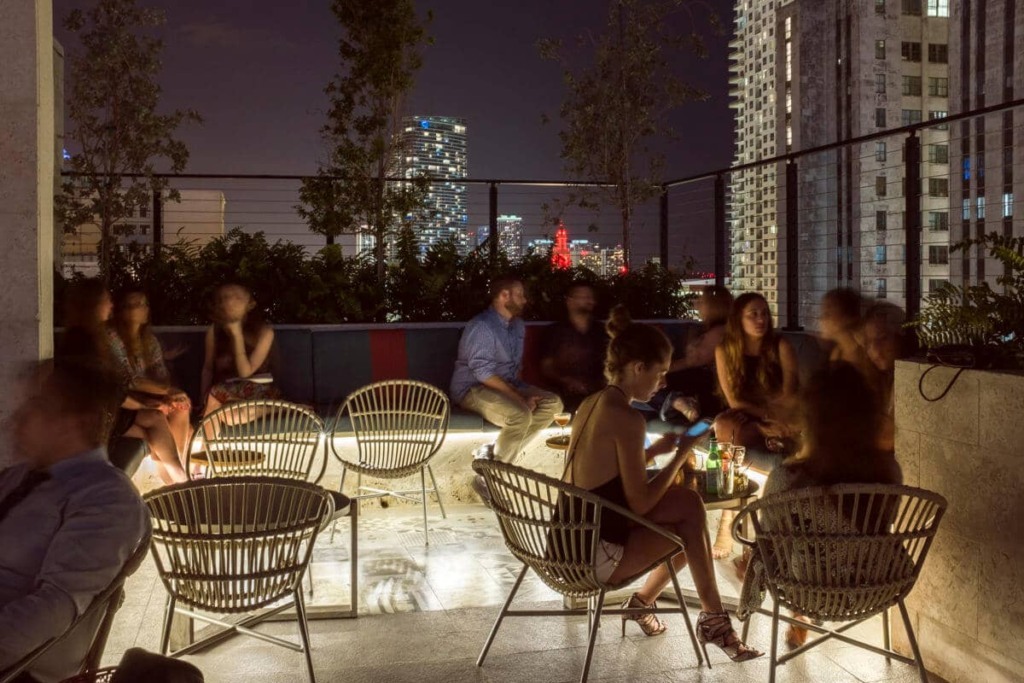 Melhores bares com rooftops em Miami: Pawn Broker em Miami