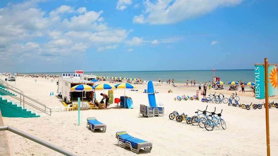 Cidades legais perto de Orlando: Daytona Beach na Flórida
