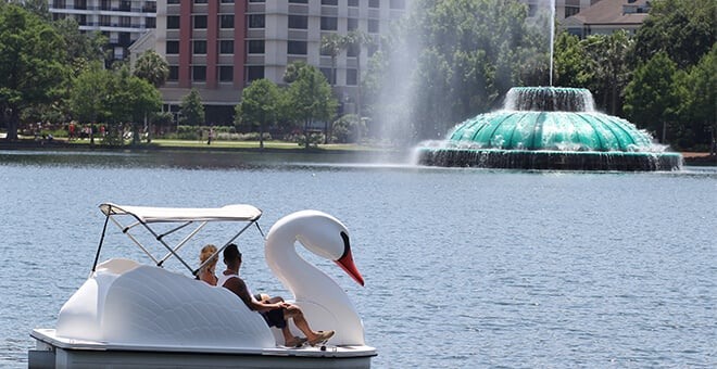Lake Eola Park em Downtown Orlando