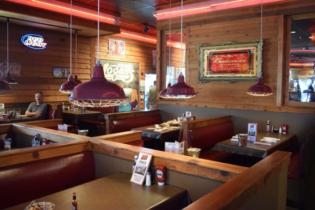 5 restaurantes para comer em Kissimmee: Logan’s Roadhouse em Kissimmee