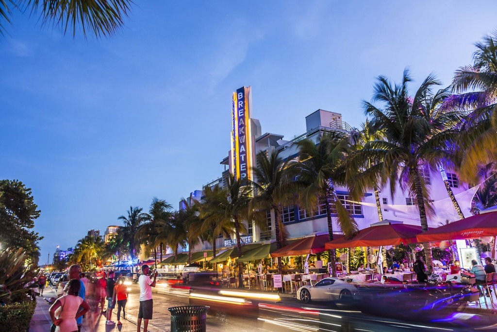 5 lugares para ver gente em Miami: Ocean Drive