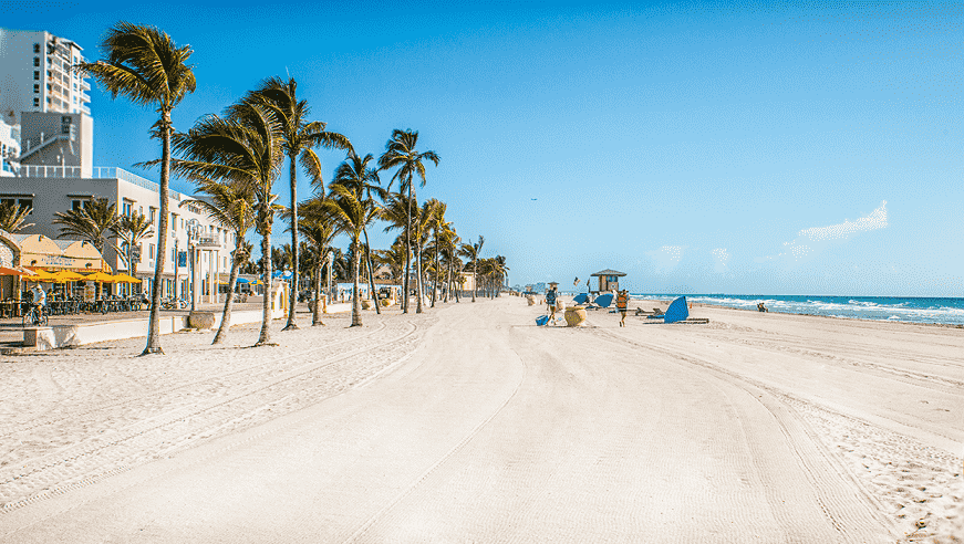 Praia Hollywood Beach em Miami