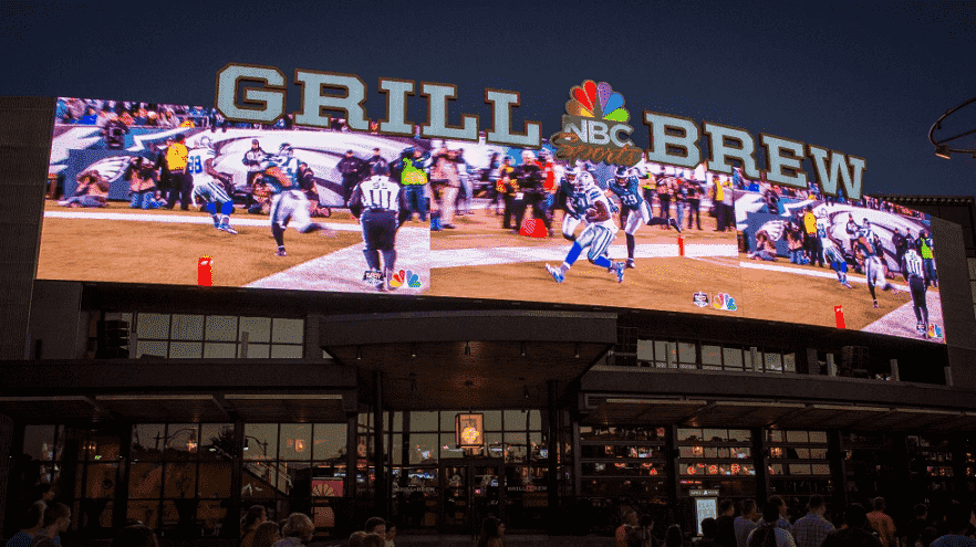 Restaurante temático NBC Sports Grill & Brew em Orlando