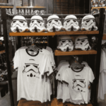 Camisas da loja Tatooine Traders na Disney em Orlando 