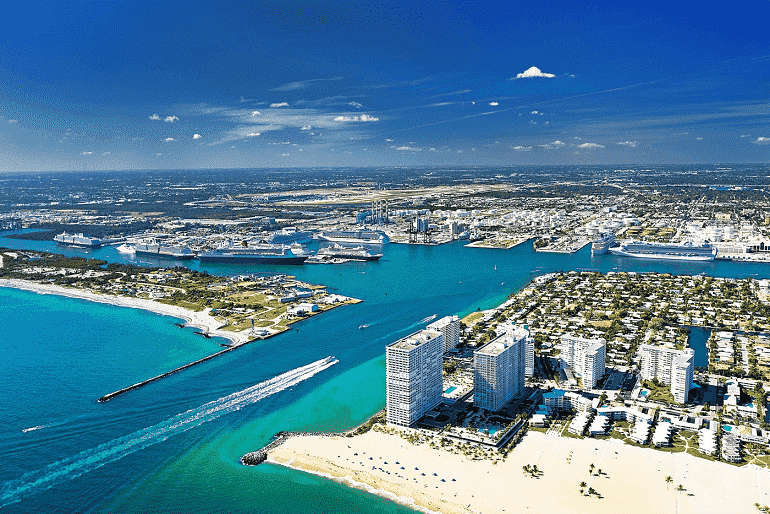 Vista aérea da praia de Fort Lauderdale 
