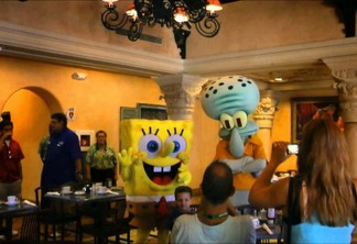 Cafe La Bamba com os personagens no Universal Studios em Orlando