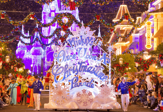 Parada Mickey's Once Upon a Christmastime Parade na Disney em Orlando