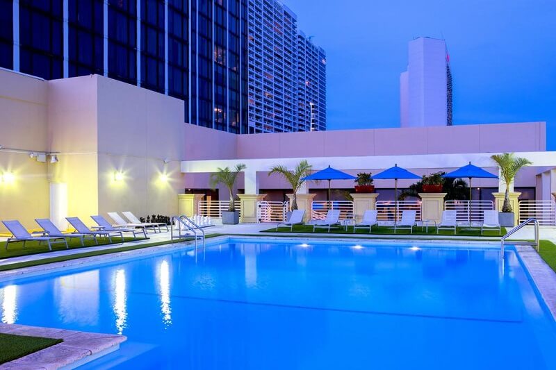 Piscina de hotel em Miami