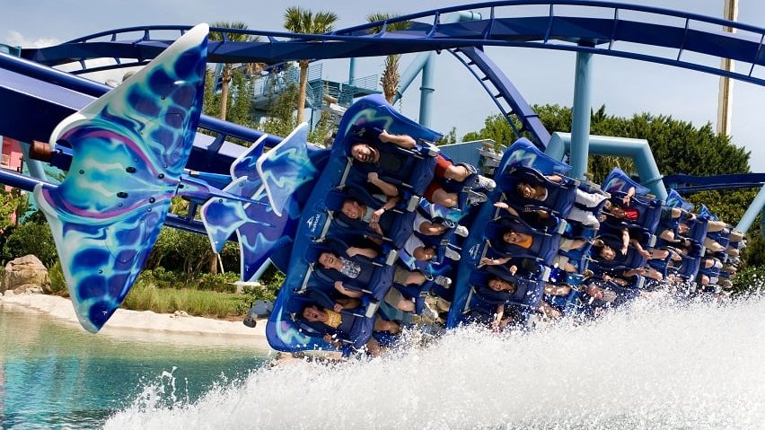 Montanha-russa Manta no parque SeaWorld em Orlando