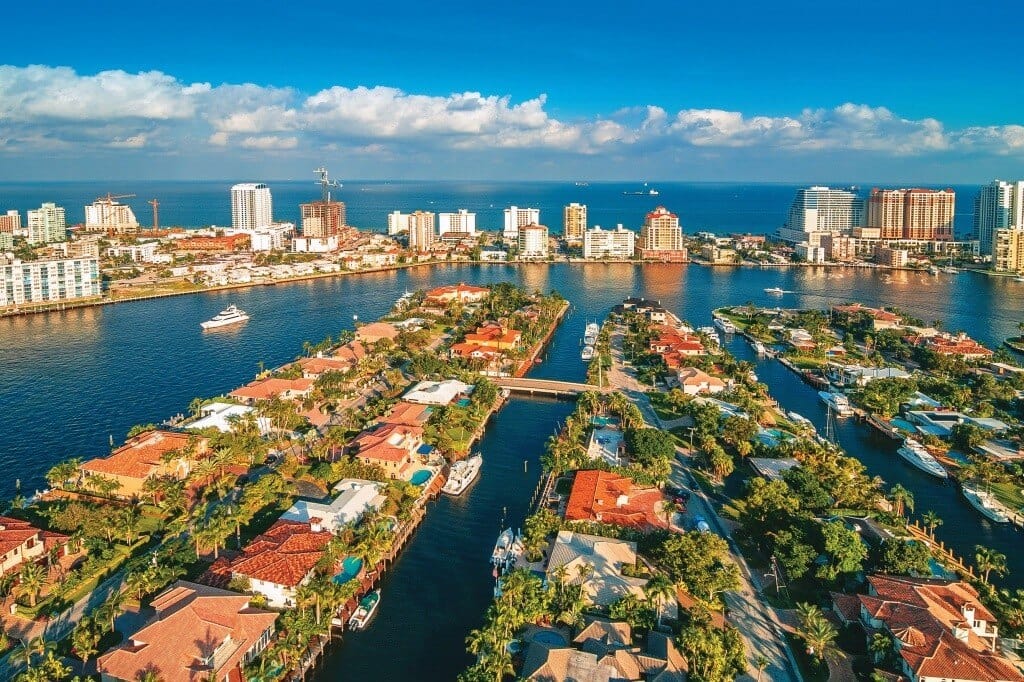 Vista aérea de casas em Fort Lauderdale