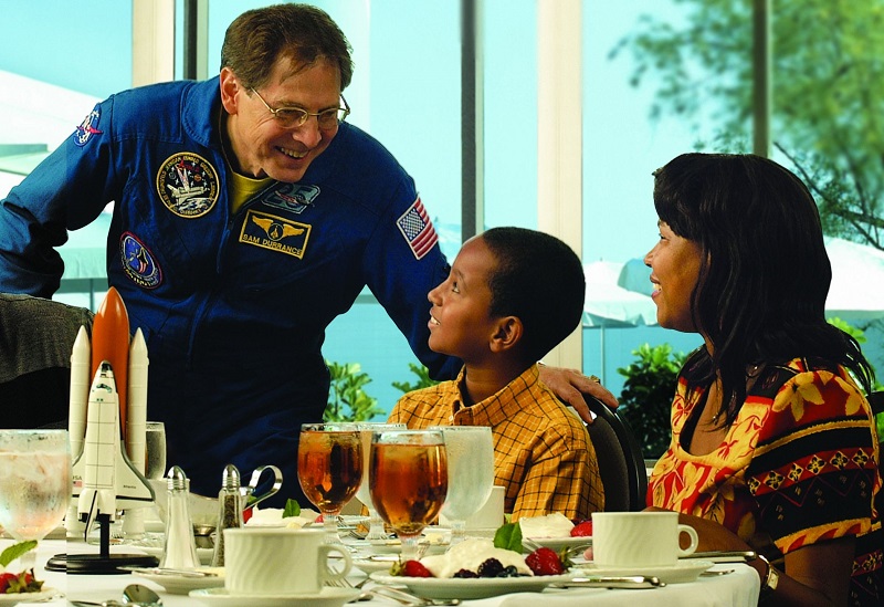 Almoço com astronauta da Nasa em Orlando