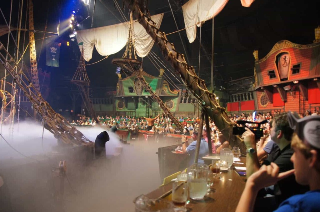 Cenário do Jantar e show Pirates Dinner Show em Orlando