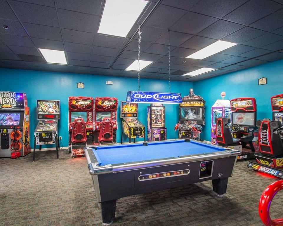 Área de jogos e games do hotel Rosen Inn Lake Buena Vista em Orlando