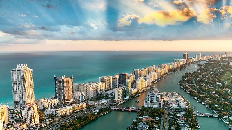 Vista do entardecer na cidade de Miami